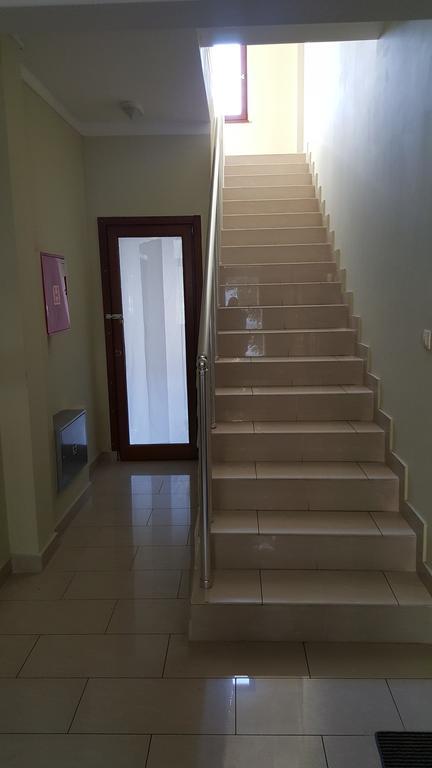 Roman Gardens Studio Apartment Risan Exterior photo